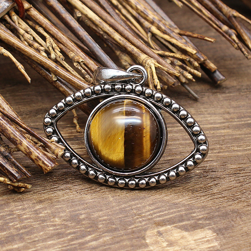 organic retro crystal pendant