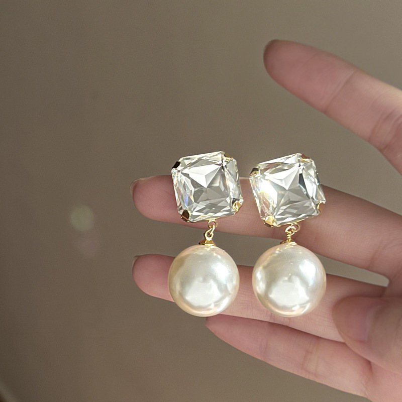 Wholesale Jewelry Simple Style Square Alloy Zircon Inlay Drop Earrings display picture 2