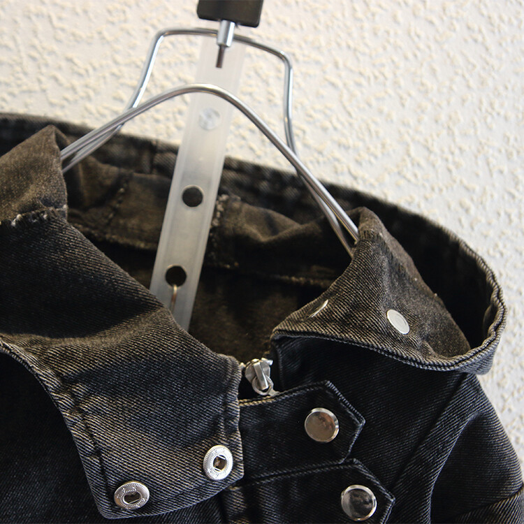 Frühlings-Cowboy-Set für Jungen 2024 Herbst Neuer Stil Hübsche einfarbige Kleidung Kleine und mittlere Kindermode_voghion.com