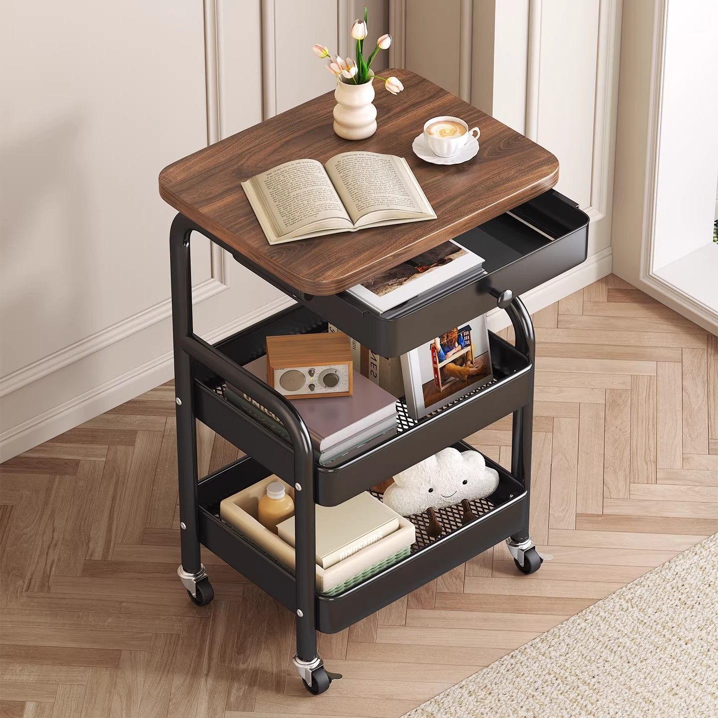 Seleccione estrictamente el lado creativo de varios estantes de almacenamiento de acero al carbono para la sala de estar simple sofá esquina pequeña mesa de té móvil