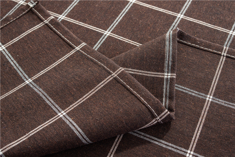 Tovaglia rettangolare geometrica a quadri a doppia linea in cotone-poliestere con bordo arrotolato, ideale per tavoli da pranzo e tavolini da caffè._voghion.com