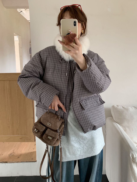 Winter fashionable cute down jacket with a round collar with bow