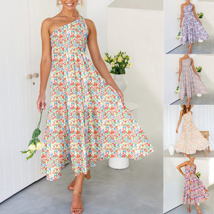 ���R�d2025�ļ��¿�W��Ů�b �����ׁ���@�Lб���[�黨�B��ȹ