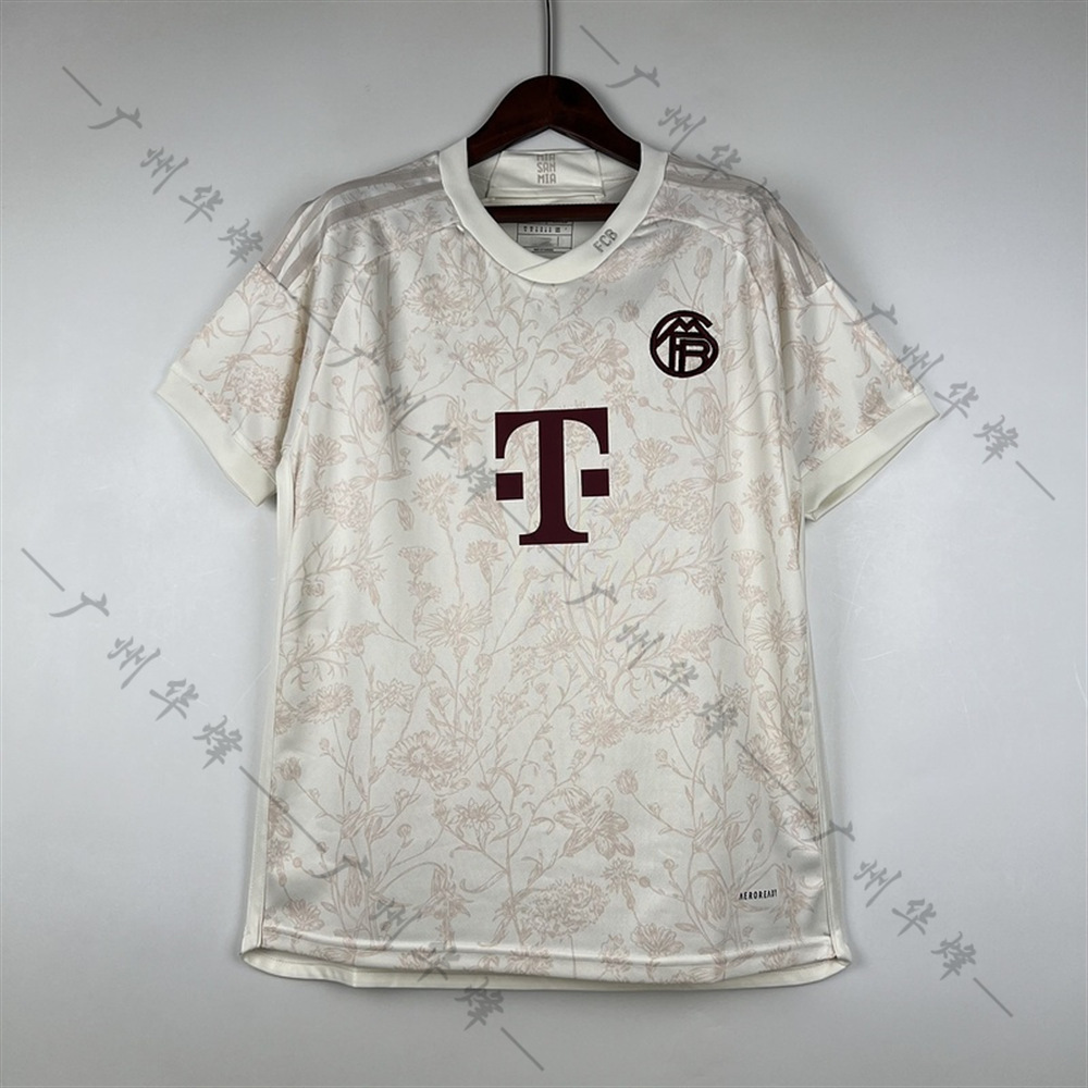 2526 nueva camiseta del Bayern versión tailandesa de manga corta masculina local y visitante 125 aniversario de la versión conmemorativa del uniforme de fútbol del Oktoberfest