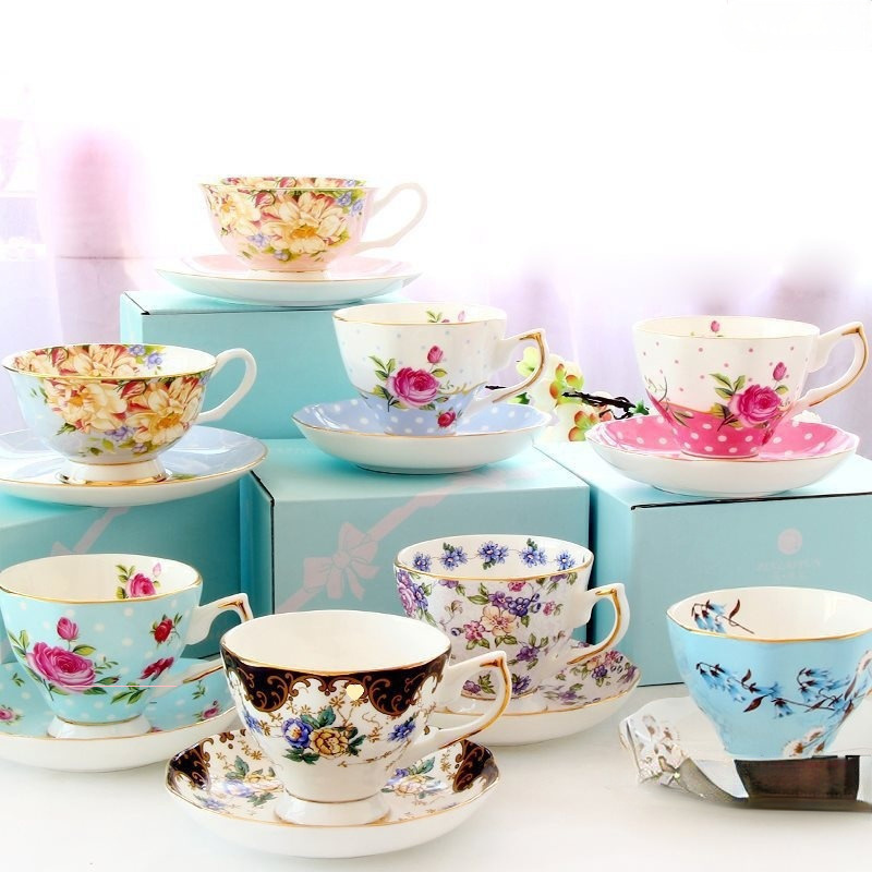 European-Style Bone China Coffee Cup Set Afternoon Tea Set Ceramic English-Style Black Tea Cup and Saucer Set for Home Use for Women European-Style Bone China Coffee Cup Set Afternoon Tea Set Ceramic English-Style Black Tea Cup and Saucer Set for Home Use for Women