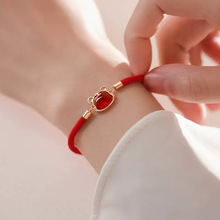 ���걾����t�K���Ů�t���С�ϻ��������K2024�곱��Ф�����Ʒ