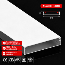 led���l���X�۰��bǶ��ʽ���ۺ�ɫu�����b�X�Ͻ𿨲۟��l���Ο�