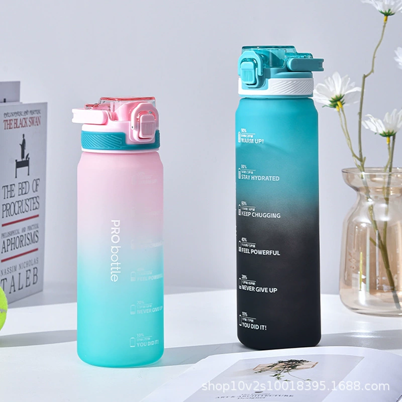 Заводская прямая продажа модных новых пластиковых бутылок для воды с градиентной расцветкой и большой вместимостью, спортивные бутылки для воды для трансграничной торговли