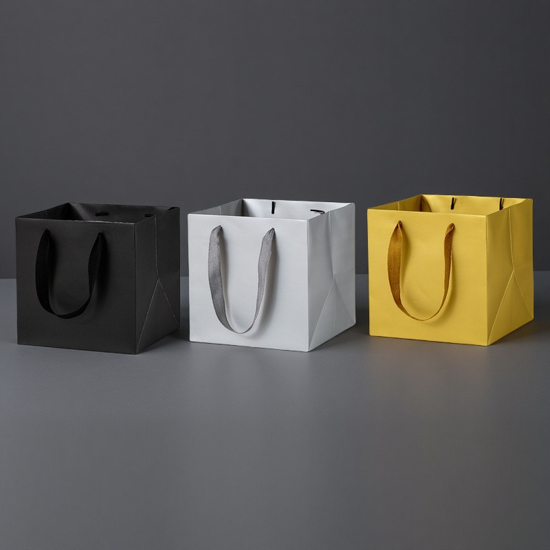 跨境方形白卡纸手提袋小批量纸袋子节日礼品袋服装购物袋纸袋