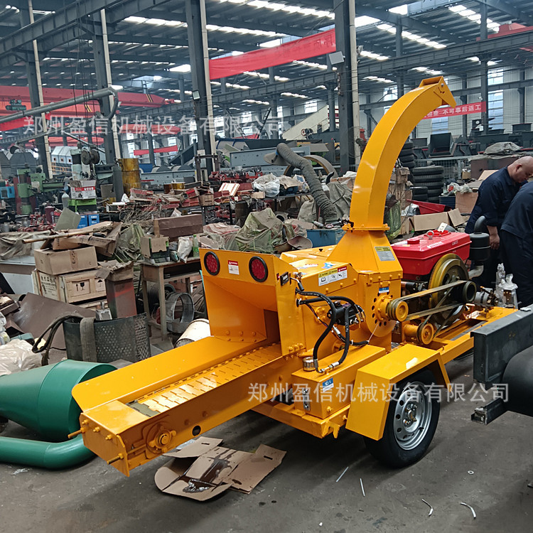 树枝粉碎机园林碎枝机树木秸秆果枝破碎机移动新款果园枝条碎木机