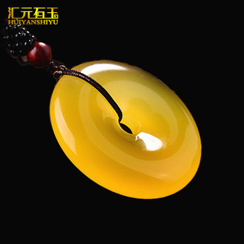 Ice type yellow chalcedony Guanyin Buddha pendant safe and wishful thinking agate pendant jade jade live broadcast supply wholesale