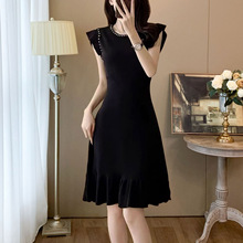 法式名媛风气质无袖针织连衣裙优雅高级夏季收腰显瘦圆领小黑裙