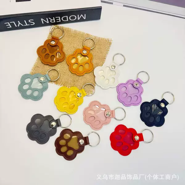 Cross-border pet hair storage pendant, cute paw leather bag accessory, adorable creative keychain, phone chain ornament