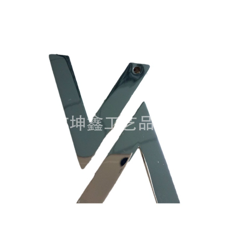 字母V标牌 包包logo金属吊牌标牌  手袋商标牌五金制作厂家