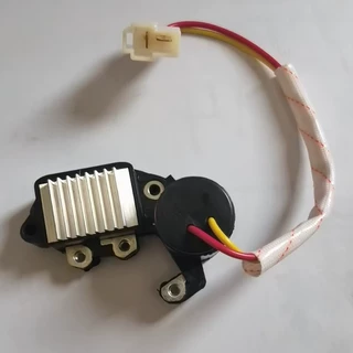汽车发电机调节器 JFZ168-700