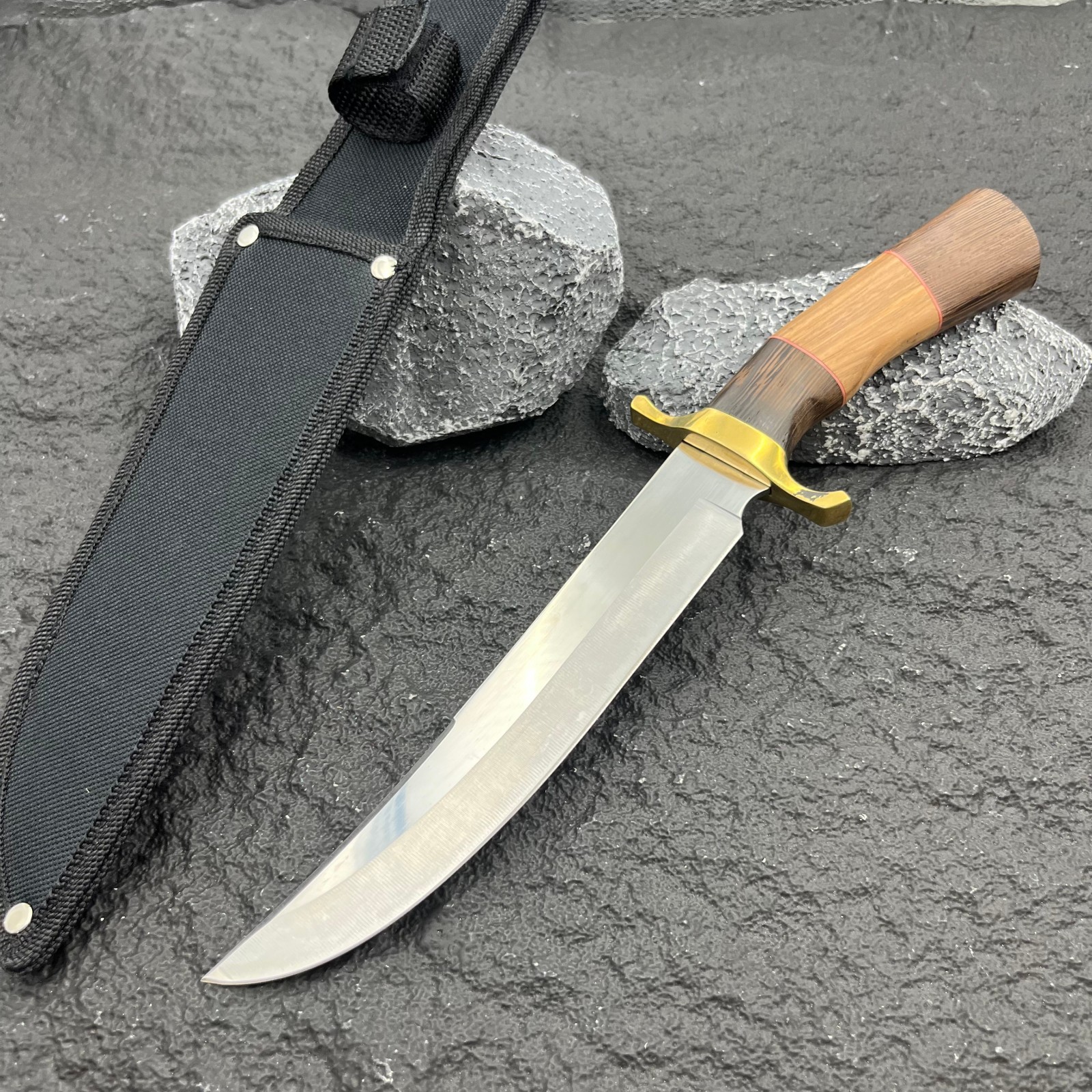 高硬度户外直刀一体龙骨野外露营多用刀露营钓鱼不锈钢刀便携小刀