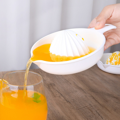 INOMATA Japanese manual orange juicer household children's simple manual juicer lemon juicer