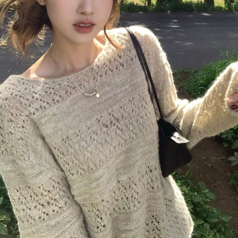 Ixiang Shuangye Zhiqiu~ Mohair Gentle Style Hollow Crochet Knit Cardigan Loose Round Neck Casual Sweater Ixiang Shuangye Zhiqiu~ Mohair Gentle Style Hollow Crochet Knit Cardigan Loose Round Neck Casual Sweater
