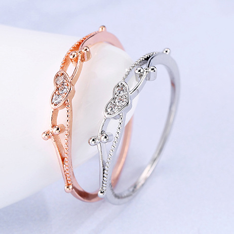 Summer elegant ring with zircon heart shaped