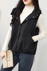 时尚休闲短款连帽马甲女秋季2025新款小个子大码宽松显瘦坎肩上衣