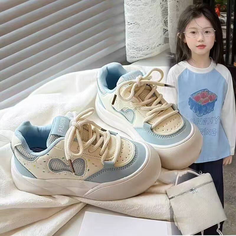 Sports casual footwear for leisure