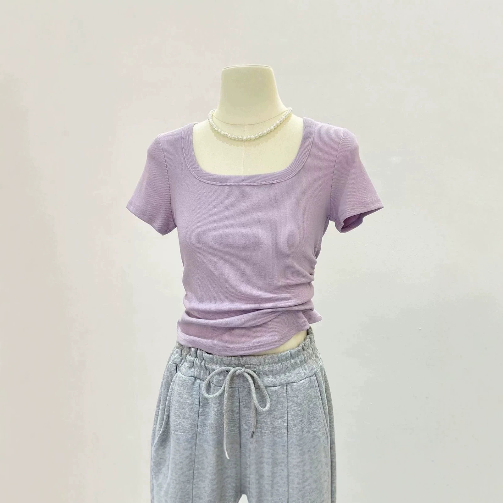 Purple T-Shirt with Square Neck and Straight Shoulders, Summer Waist-Cinching Short Top, Sweet and Spicy Short-Sleeve T-Shirt for Women