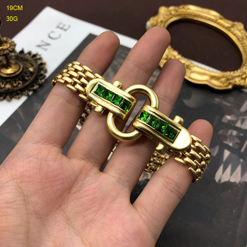 Western medieval diamond-encrusted heavy-duty horseshoe buckle wide chain geometric shape bracelet clavicle chain high-end design jewelry