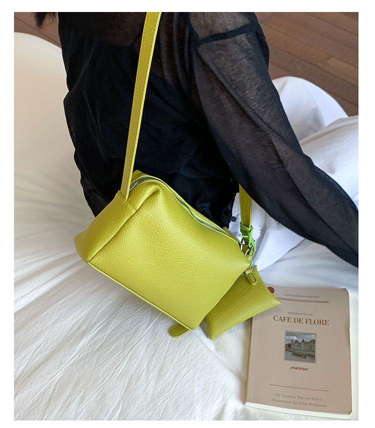 Large-capacity soft-faced single-shoulder bag for women, new style 2025, trendy and retro, stylish and fashionable, with a fashionable and high-quality crossbody bag undefined