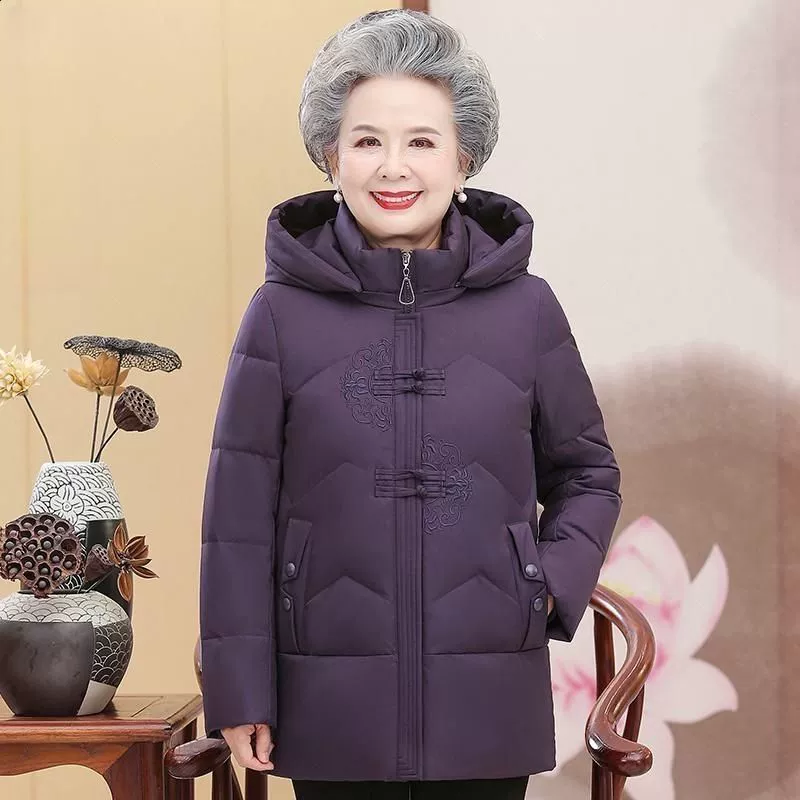 Утиная утка пуховик среднего и пожилого возраста короткая мама зимняя толстая толстая толстая толстая толстая свободная 6070 пожилая бабушка пальто