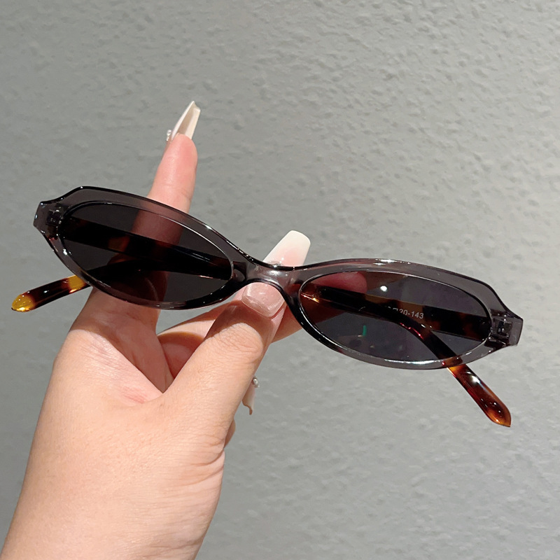Korean Retro Brown Oval Small Frame Face-Slimming Plastic Sunglasses High-Value Commuting Anti-Glare Cat-Eye Sunglasses