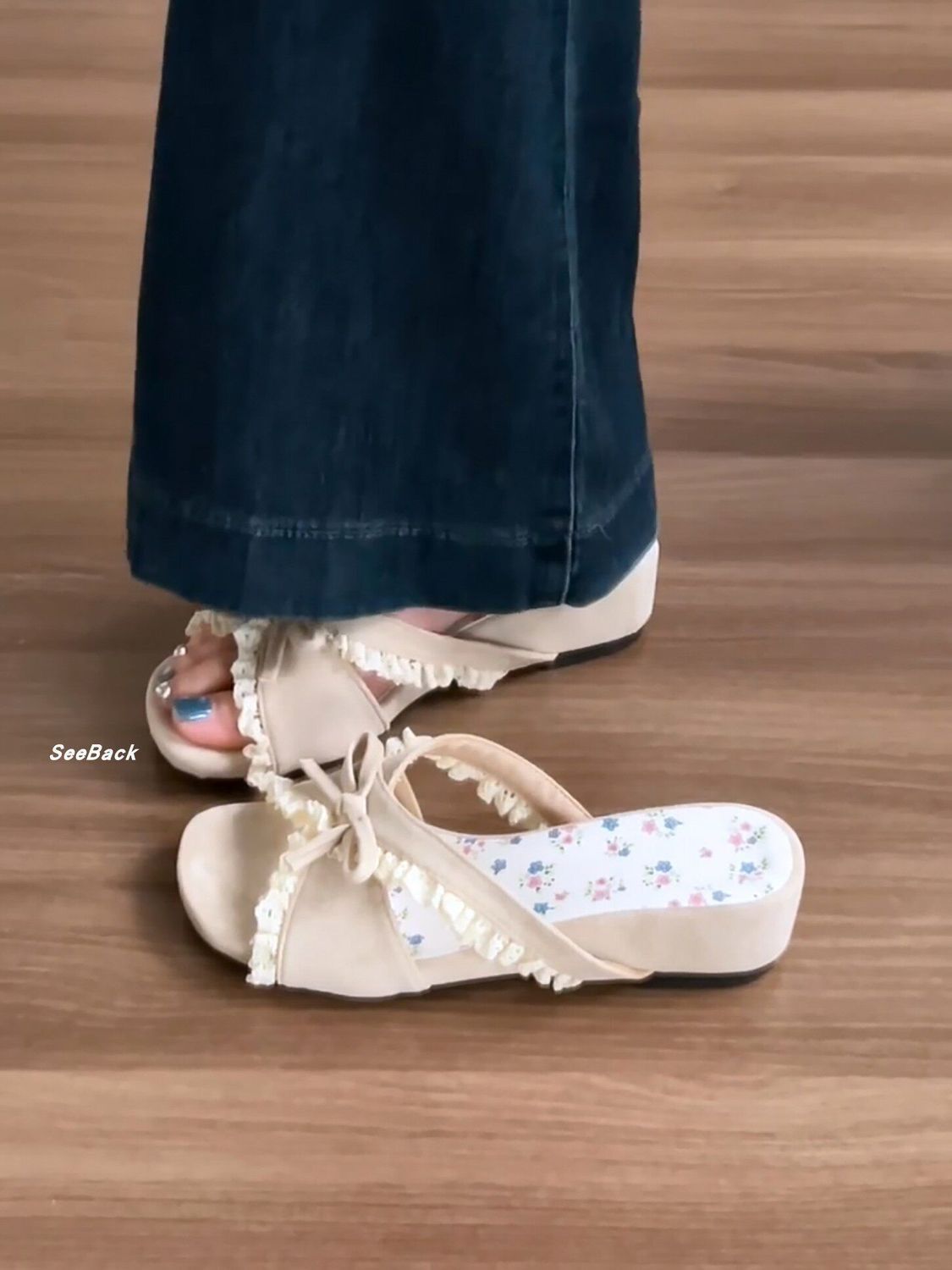 El arco dulce francés bordes de encaje una zapatilla fría 2026 verano nuevo tacones desnudos zapatillas de media palabra image 6