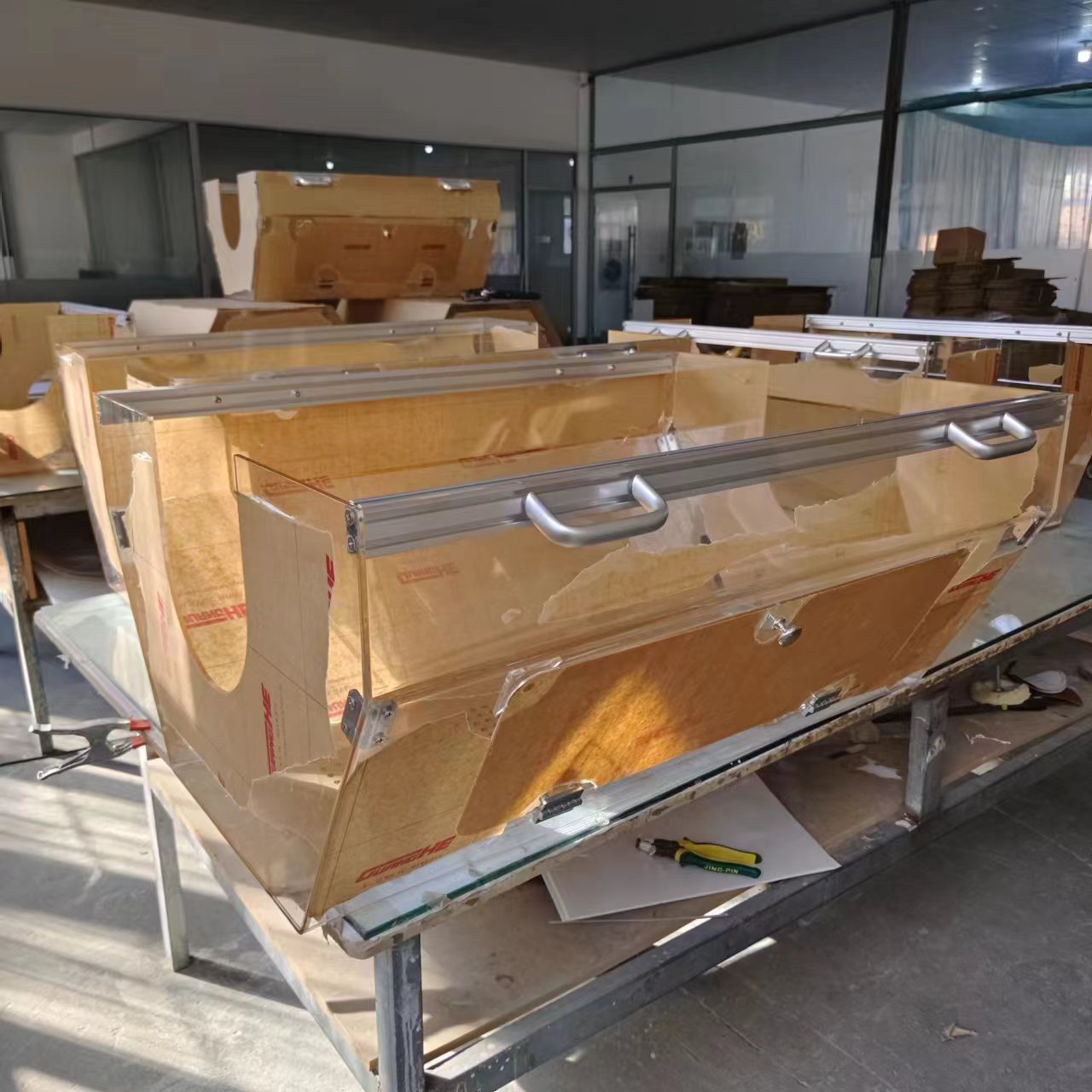 有机玻璃加工厂家 亚克力保护罩透明罩子实验设备厂家加工