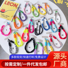 さまざまな携帯電話ケースアクセサリー、装飾品、ブレスレット、ペンダント、カラフルな両面ハンドロープ、ラウンドキーロックに適しています。