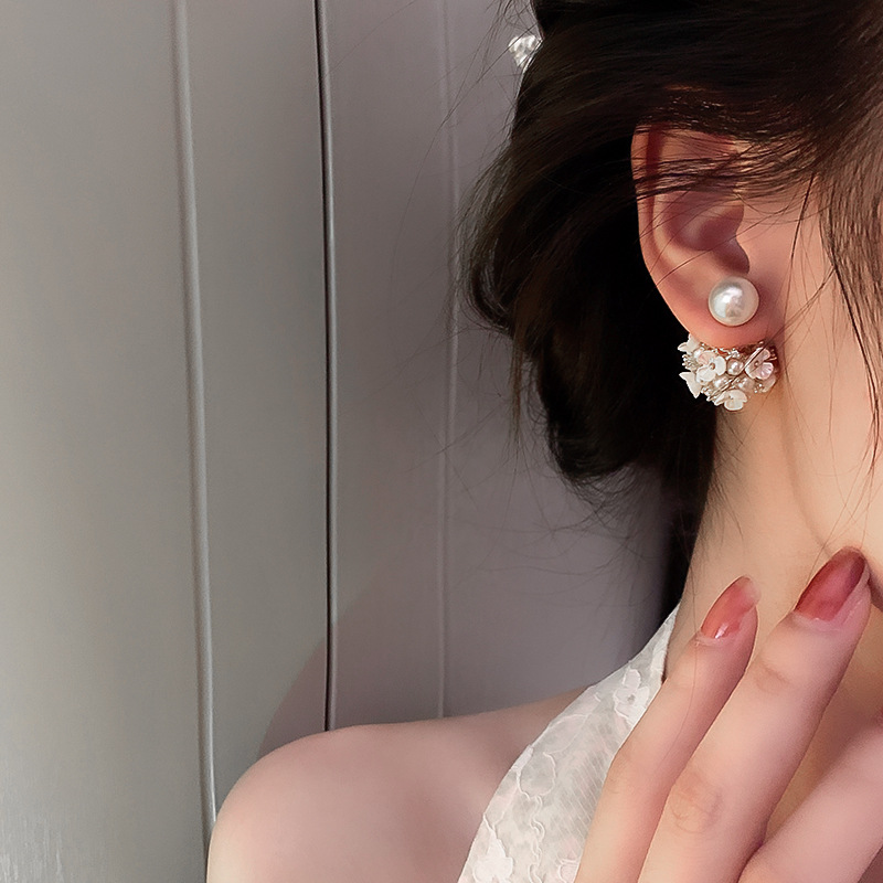 Earrings Image 5