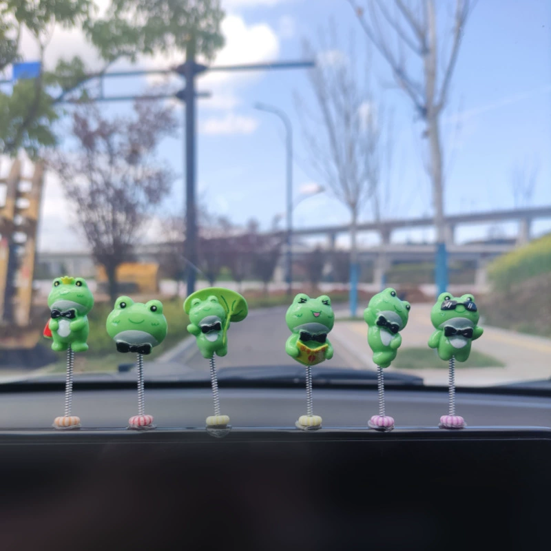 Автомобильный качели маленькая лягушка украшение автомобиля украшение автомобиля мультфильм автомобильные украшения оптом