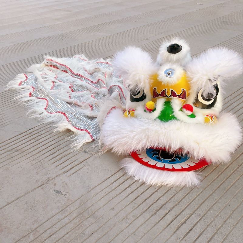 Children's trousers, props, lion