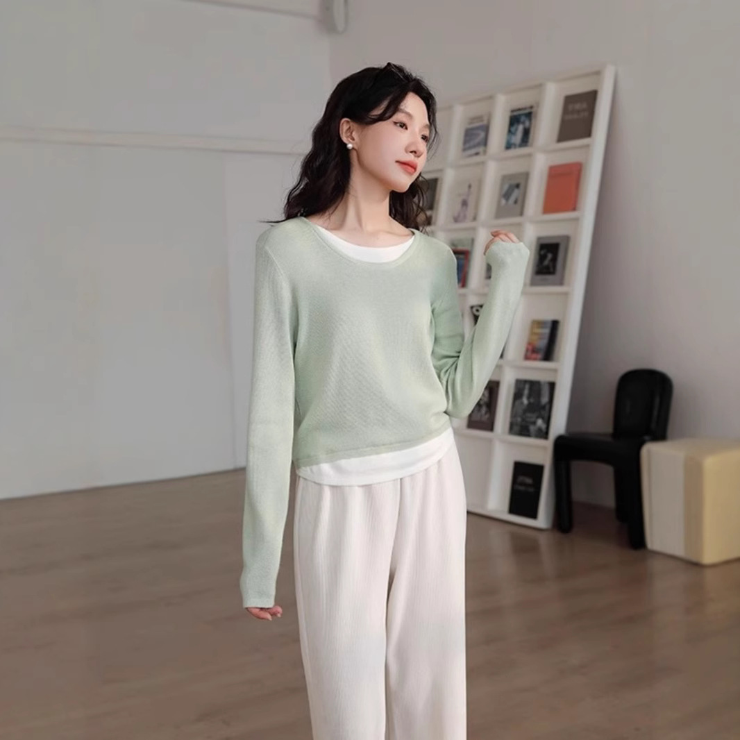 (2개) 라이트 그린 명암 컬러 가짜 투피스 여성 2024 작은 디자인 센스 슬림 탑 베이스 셔츠