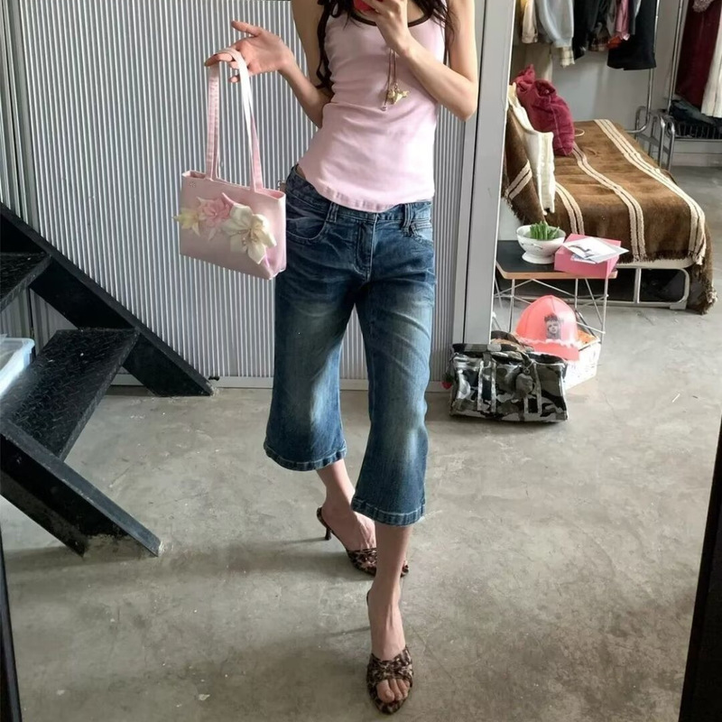 American Retro Low-Waist Summer New Style Hot Girl Micro-Flared Cropped Pants Slim Fit Versatile Denim Shorts for Women American Retro Low-Waist Summer New Style Hot Girl Micro-Flared Cropped Pants Slim Fit Versatile Denim Shorts for Women