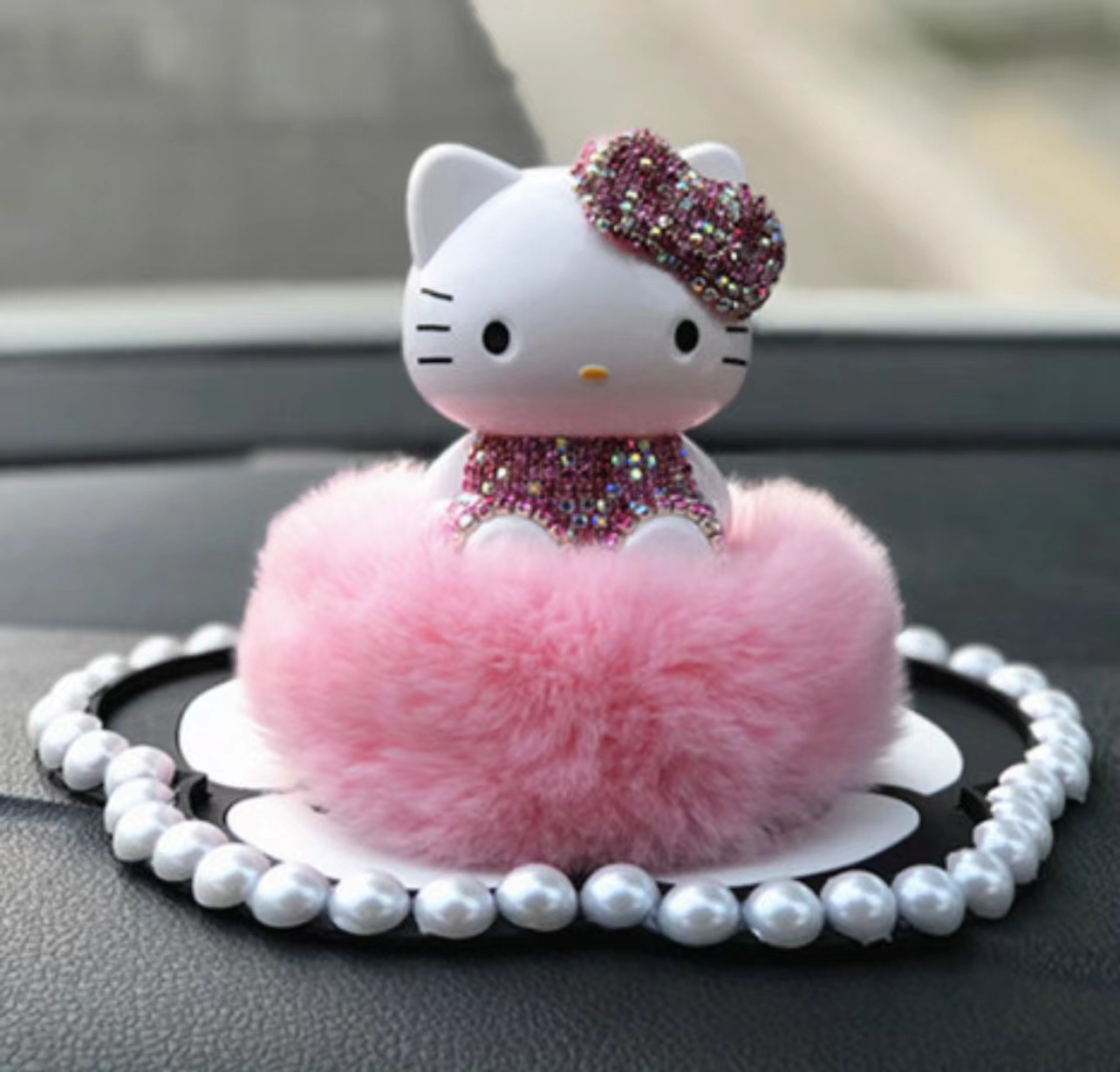 Coche de dibujos animados KT gato globo adornos accesorios traje de tres piezas plástico decorativo otro