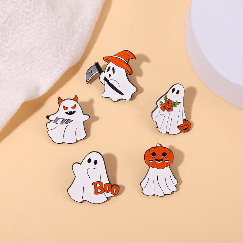 Fashion Skull Alloy Stoving Varnish Brooches