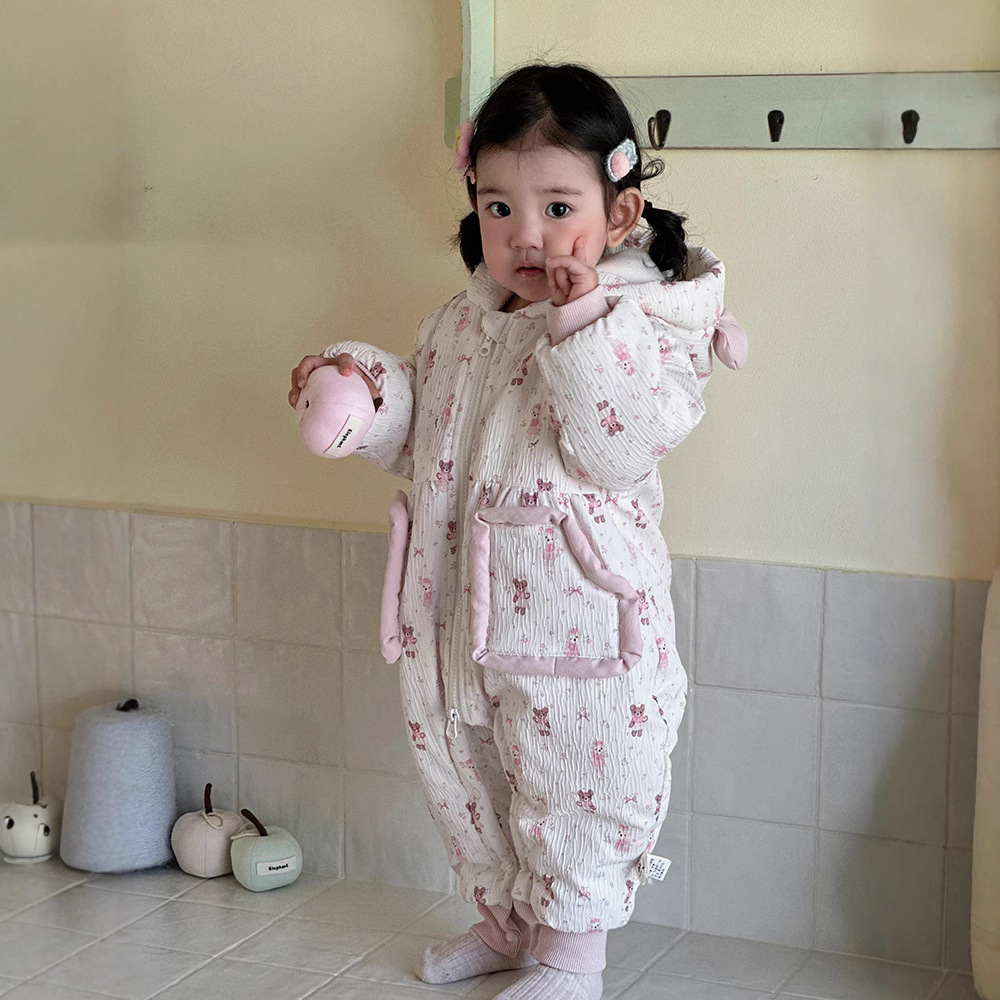 Chaqueta de algodón cálida gruesa de invierno para bebé, linda chaqueta de estilo occidental de bolsillo grande de oso súper lindo