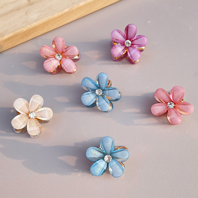 精巧なミニ花の小さいサイズのつかみは甘いです。|undefined