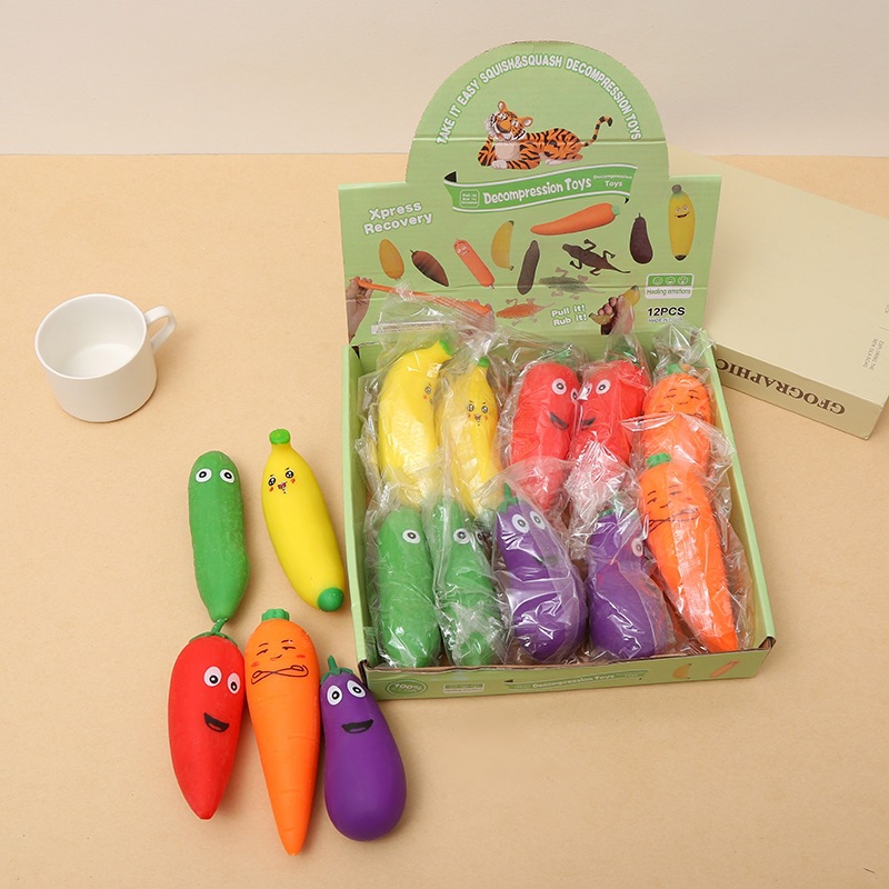 Simulación de verduras amasadas TPR harina arena la la banana fruta berengola chile banana modelado juguete descompresión image 4