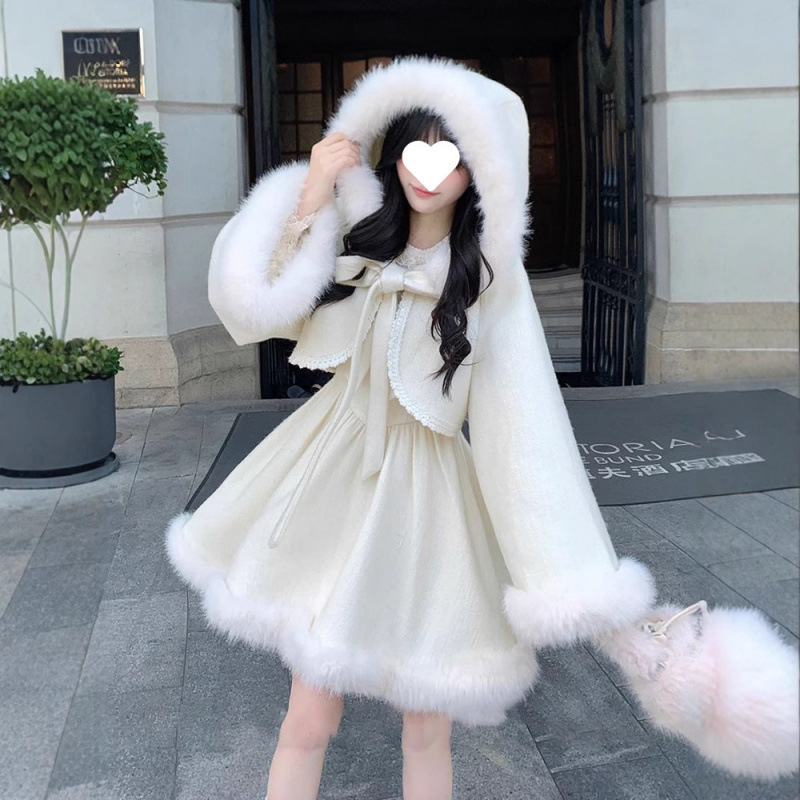 Rila Wonderland Winter New Style Sweet Heavy Craft Hooded Cape + Elegant Suspender Skirt Woolen Set