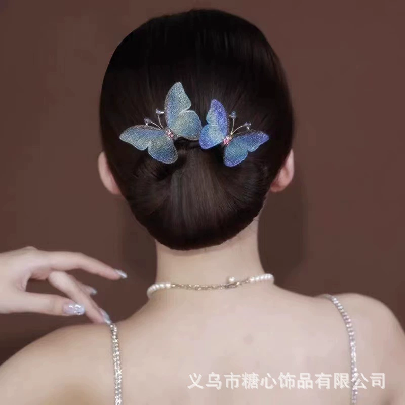 Элитная изящная ракушка-булавка для crab? hair pin? - нужно accurate: "Elite sophisticated crab pin, hair accessory, hairgrip, direct factory sales, wholesale, with embroidery, for import" перевод: "Элитная изысканная краб-пин?" In Russian crab pin refers to crab hairpin (раковина? crab pin as decorative crab-shaped hairpin). Better: крабовая заколка (crab pin)