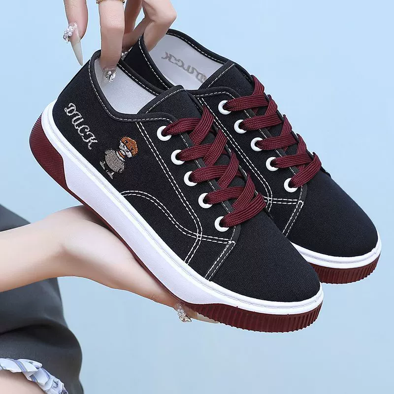 老北京布鞋女士新款中老年人妈妈单鞋防滑软底牛筋底帆布鞋子轻便