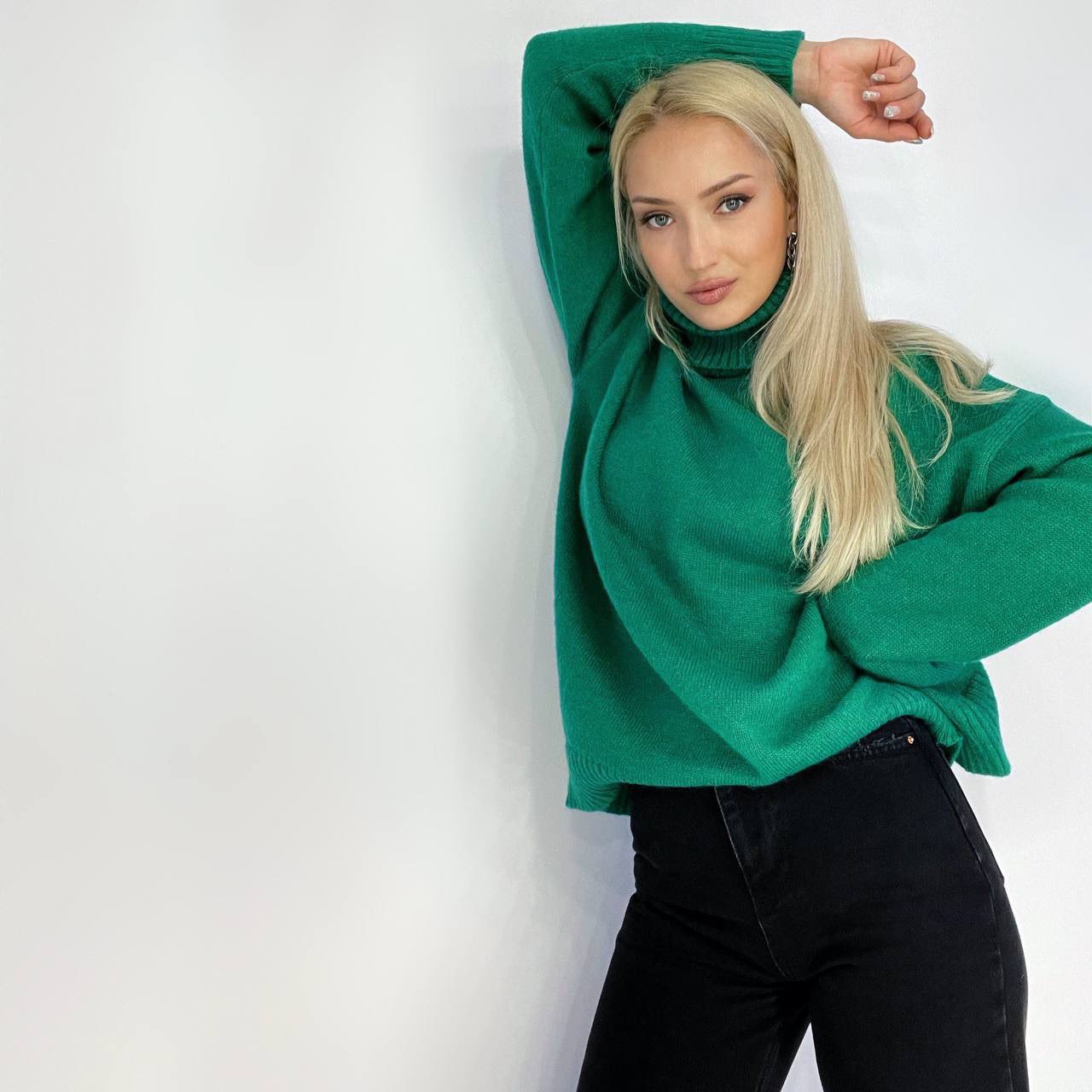 ​​Luxury Lambswool Turtleneck Sweater – Slim Fit Winter Pullover In 9 Seasonal Colors​​_voghion.com