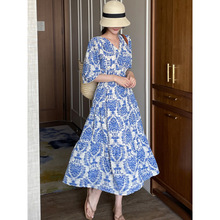 优美绝伦 Chic碎花长裙 V领中袖蛋糕裙女夏季系带印花韩版连衣裙