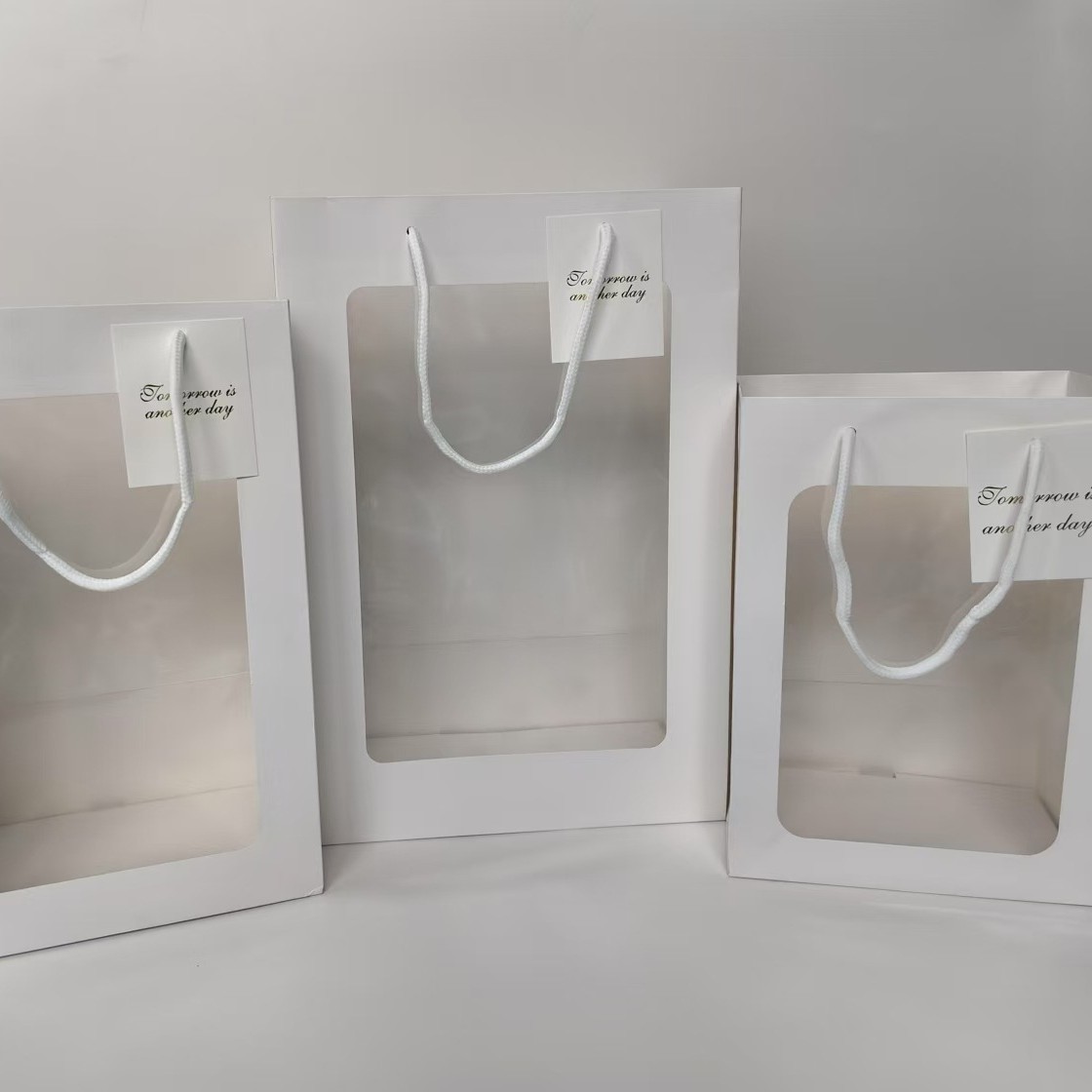 纸袋透明包装袋鲜花玩偶礼品袋蛋糕烘培手提袋情人节礼盒形厂家直