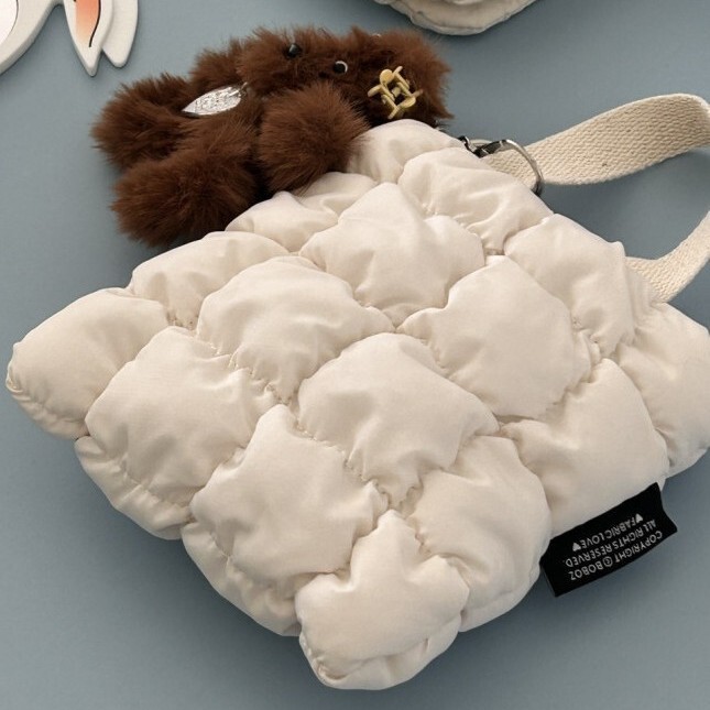 Korean Ins New Pleated Foaming Quilted Checkered Cosmetic Bag Portable Lipstick Powder Eye Shadow Card Bag Storage